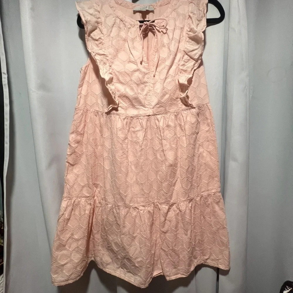LOFT Blush Pink Textured Lace Flutter Sleeve Dress | Tie Neck | Tiered /Medium - Picture 2 of 6